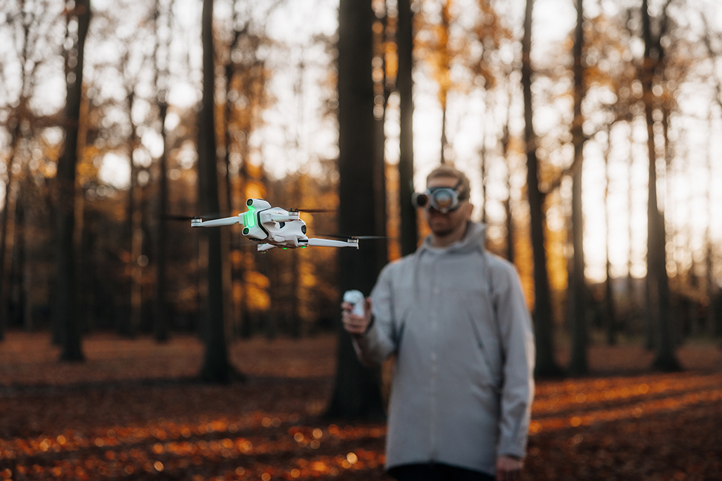 Antigravity A1 Officially Launches: The World'S First 8K 360 Drone Now Available 1 4